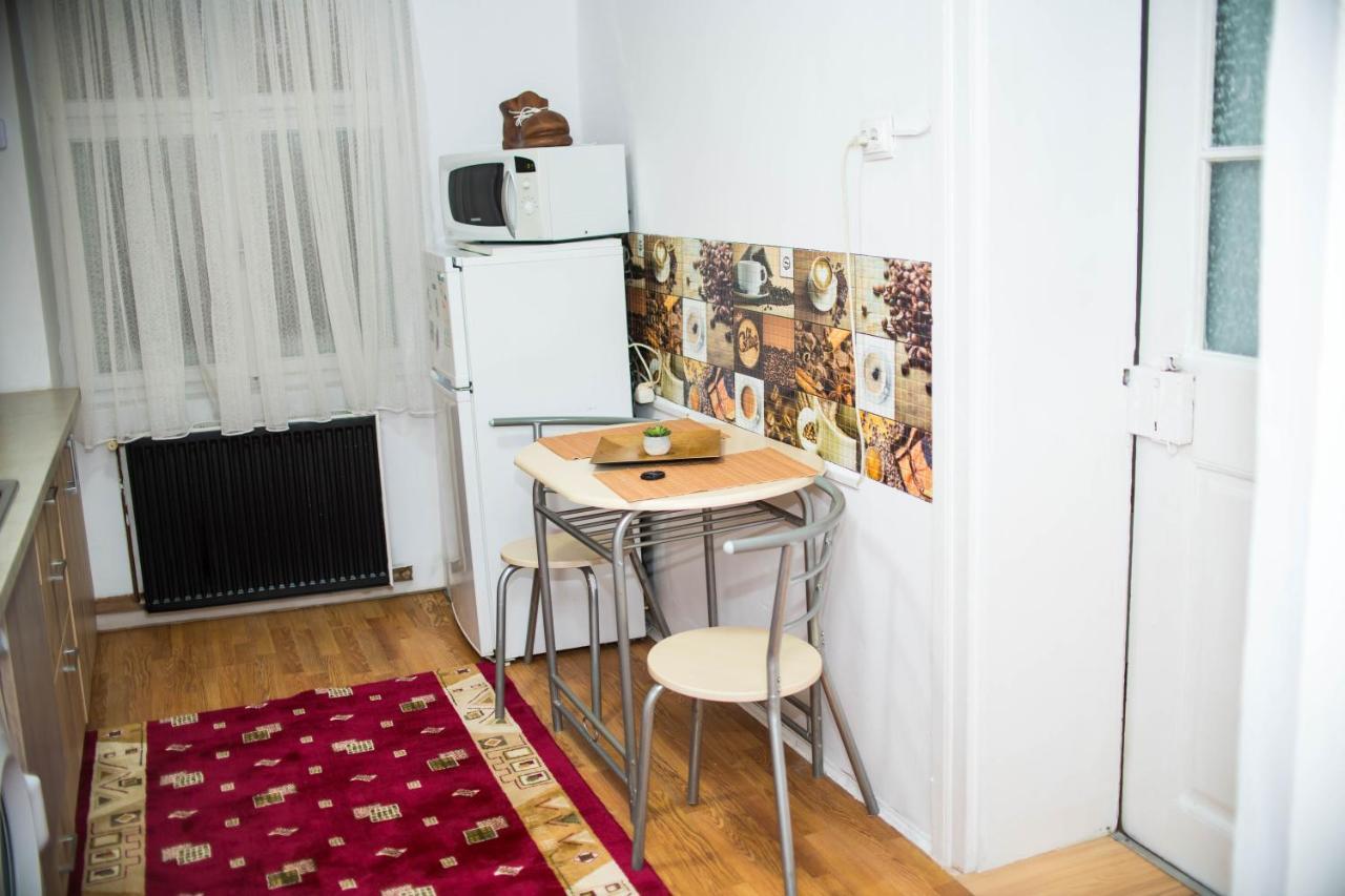 Illia - 48 Apartment